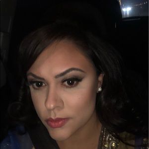 Meet your Posher, Salma